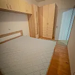 Charming Urban Retreat In 아파트 *