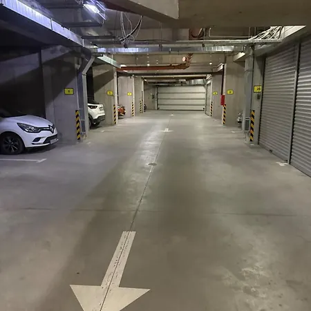 아파트 Charming Urban Retreat In *