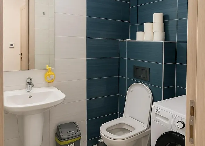 Charming Urban Retreat In Apartment *