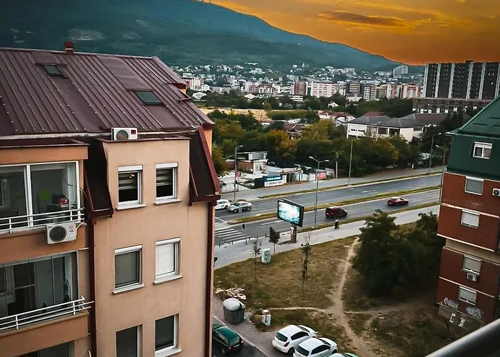 Apartment Charming Urban Retreat In Skopje